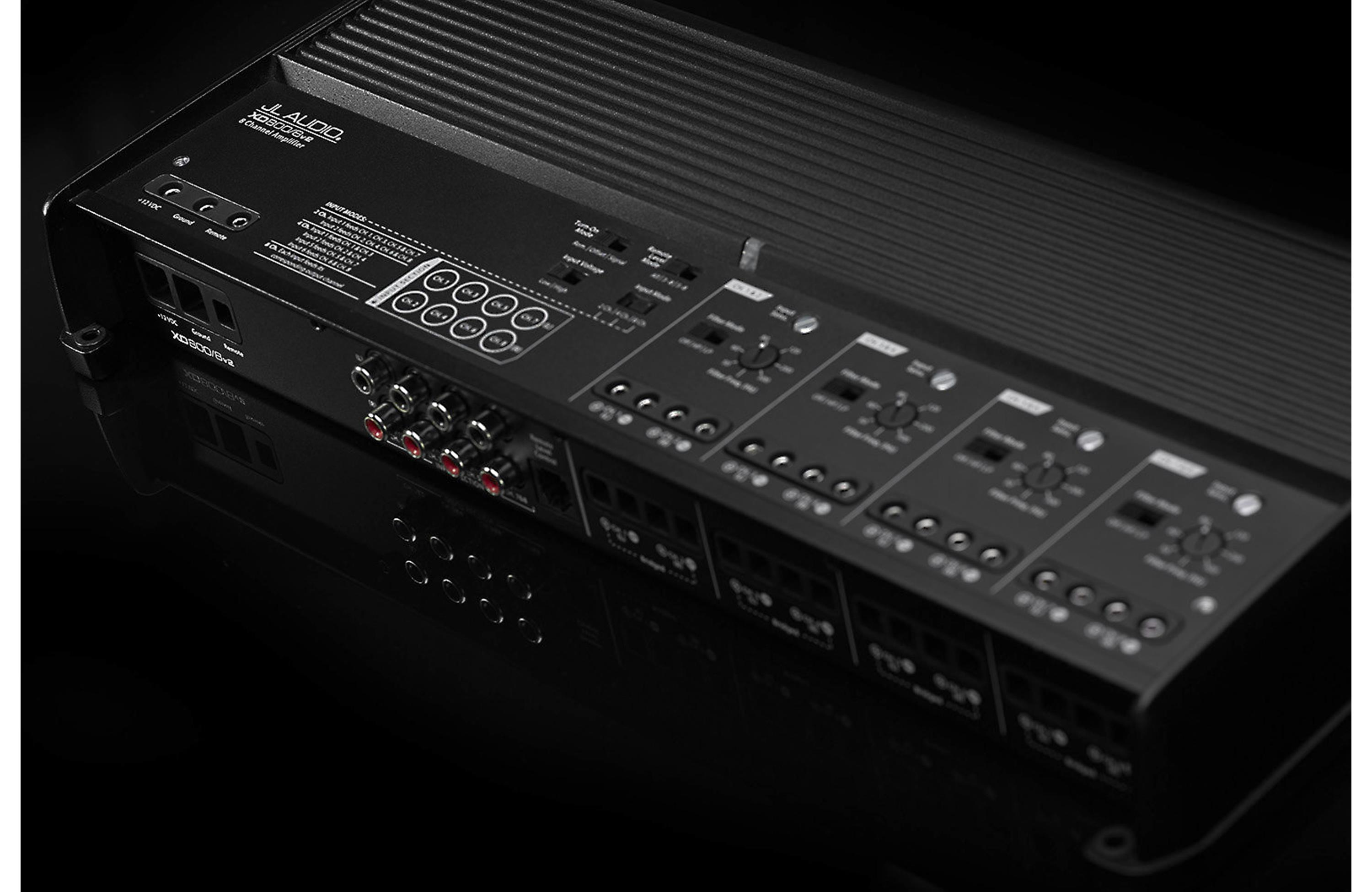 JL Audio XD800/8v2 Big Daddy